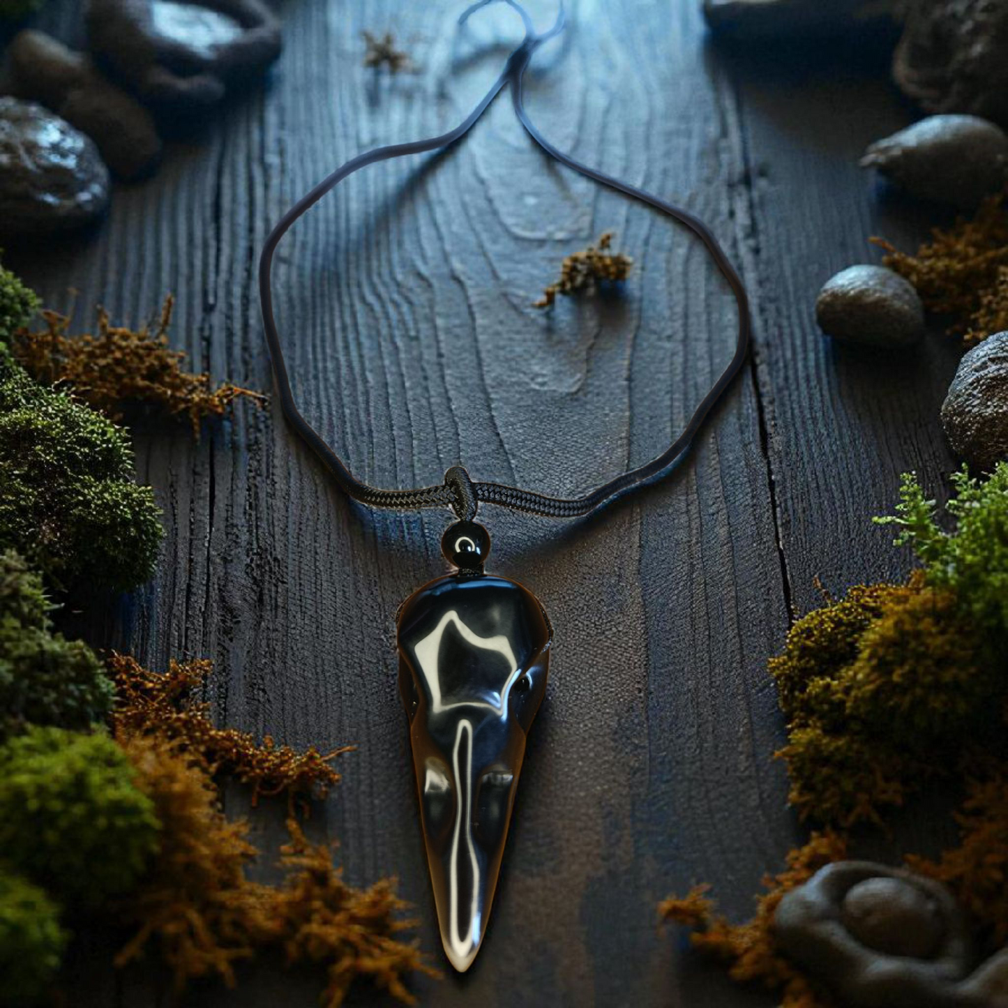Pendentif Morrígan - Crâne de Corbeau Obsidienne
